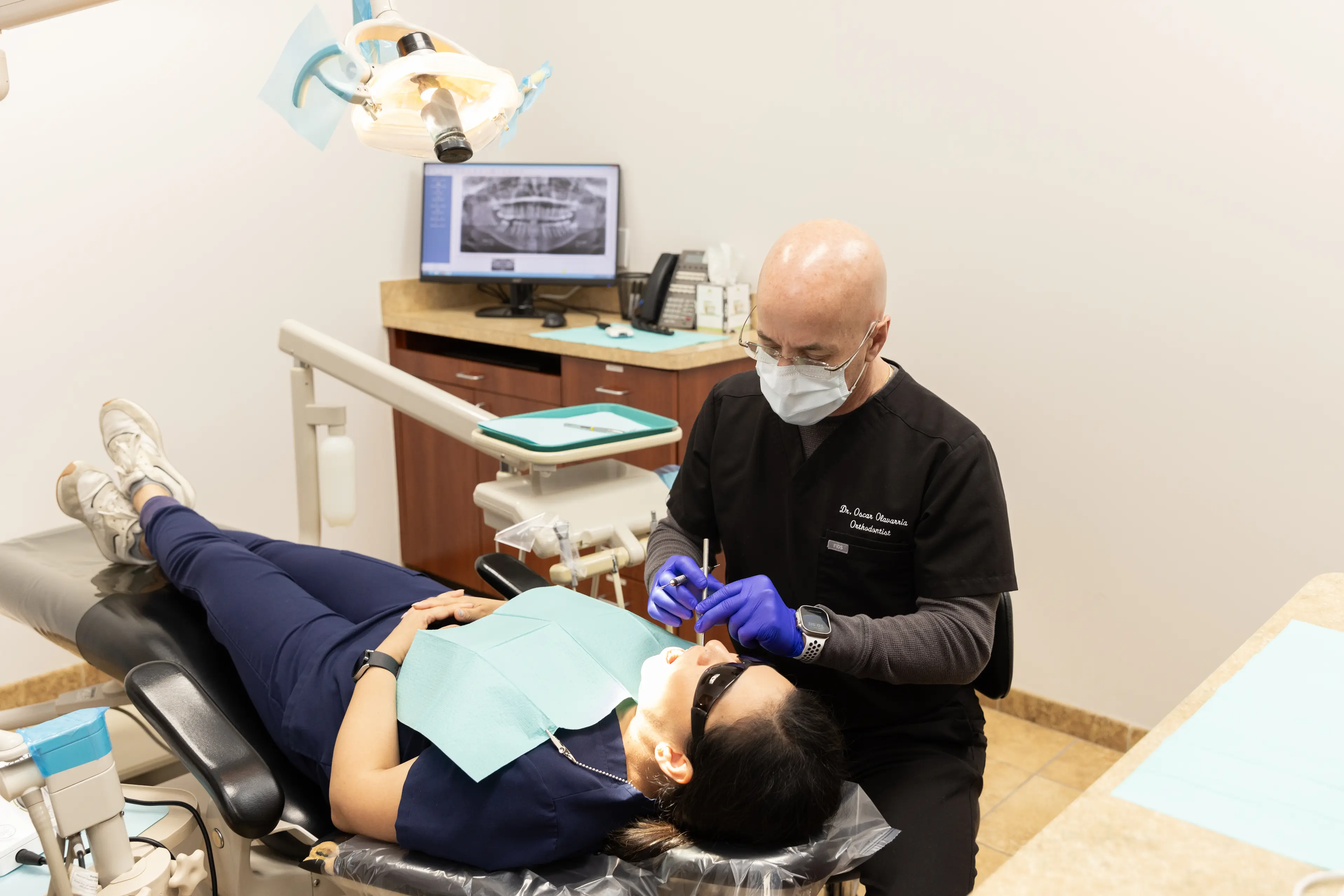 Dentist starting with restorative treatment